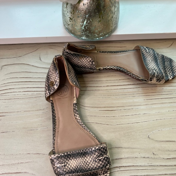 Tory Burch Snakeskin Flat Sandals - Picture 5 of 7